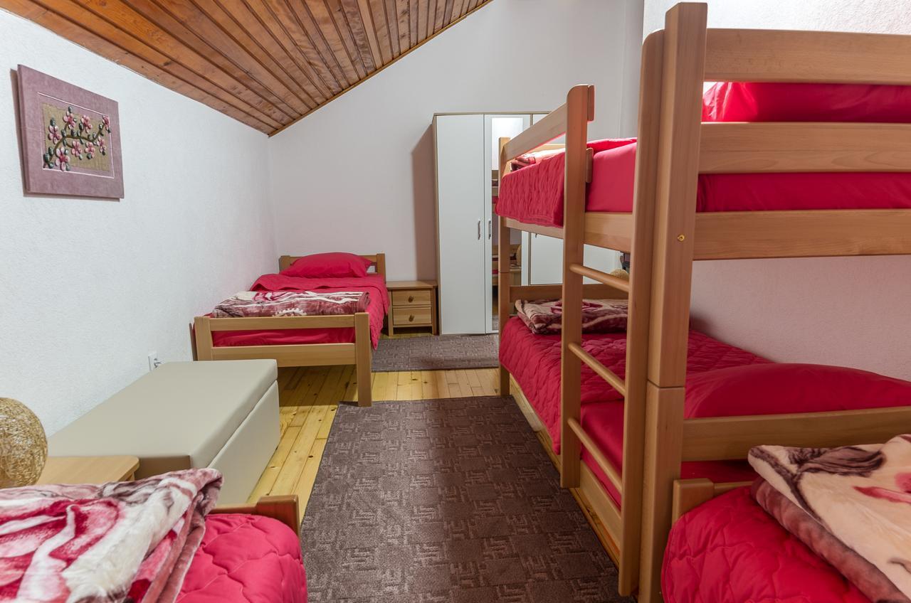 Hostel Mojan Andrijevica Exterior foto