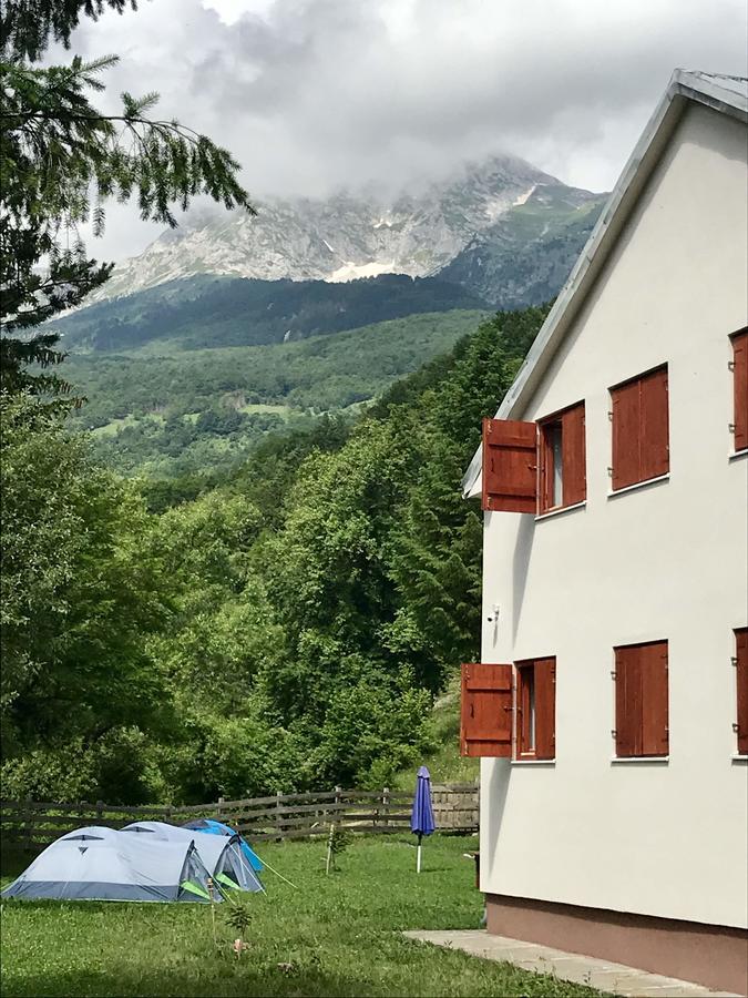 Hostel Mojan Andrijevica Exterior foto